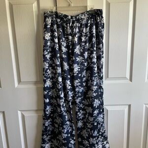 Abercrombie & Fitch Navy Floral Sleepwear Pants